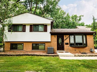 16100 Kennebec St, Southgate, MI, 48195