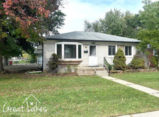 17005 Bell Ave, Eastpointe, MI 48021