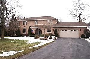 1st image of 124 Cheshire Ln