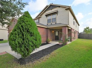 7610 White Barnwood Ct, Cypress, TX 77433