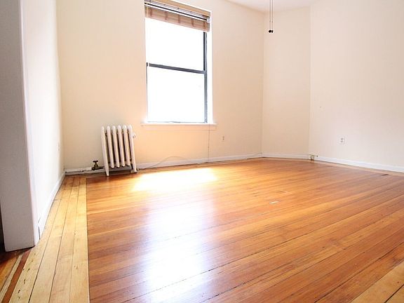 5th image of 929 W End Ave #7DD