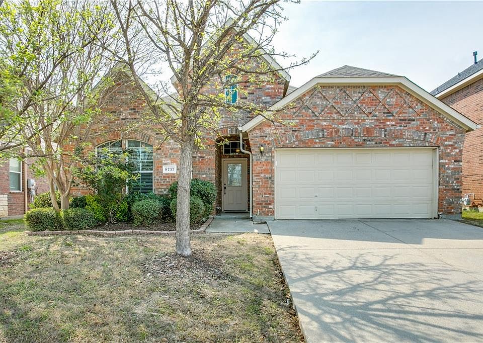 1st image of 8737 Royalwood Dr