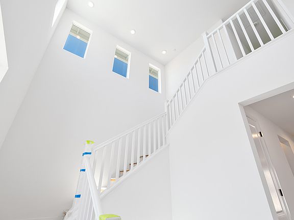 Lot 142 Entrance Foyer