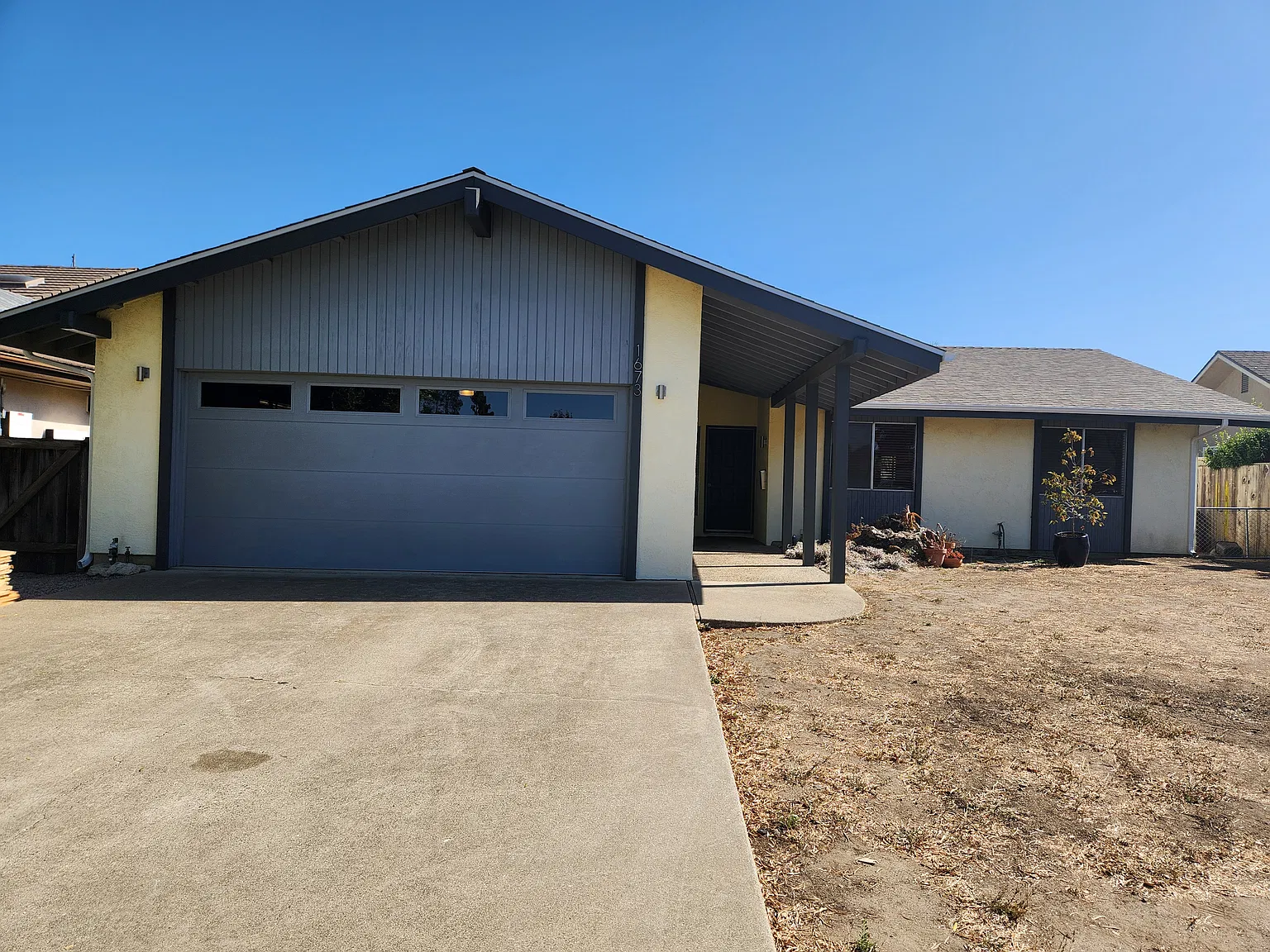 3 bed, 1604 sqft, $3,950 — Photo 1