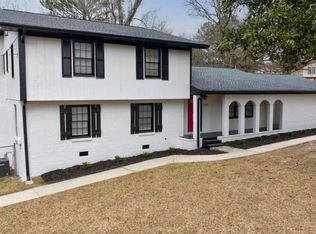 100 Hallie Ln, Atlanta, GA 30349