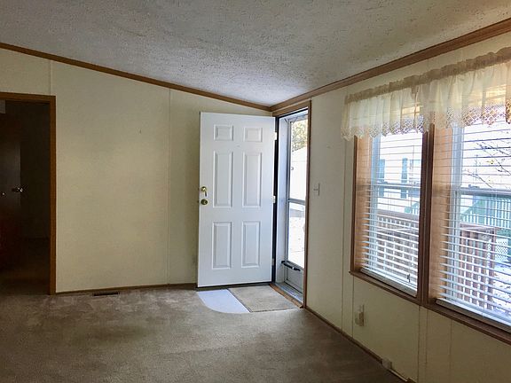 Lots of natural light