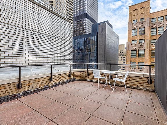 5th image of 310 E 46th St #B12