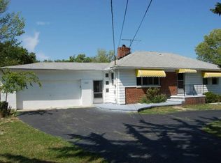 26018 Tryon Rd, Bedford, OH 44146