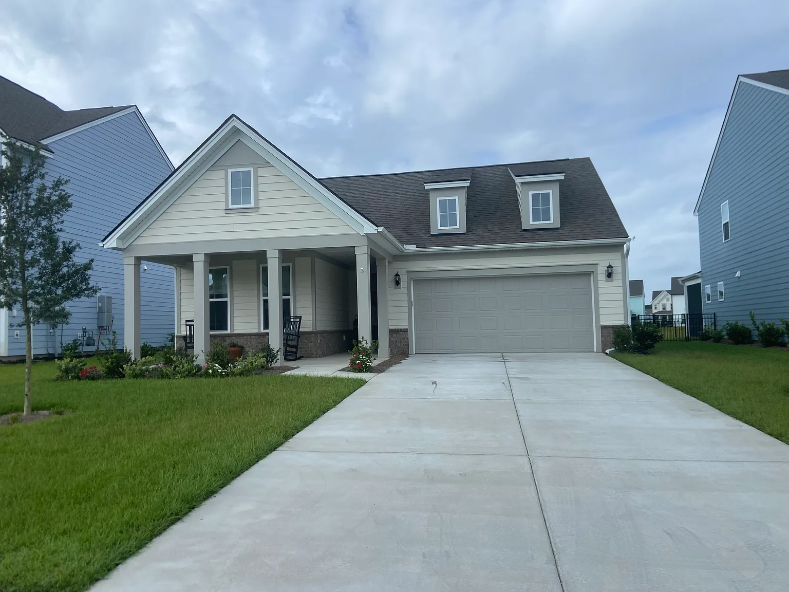 3 bed, 1858 sqft, $3,250 — Photo 1