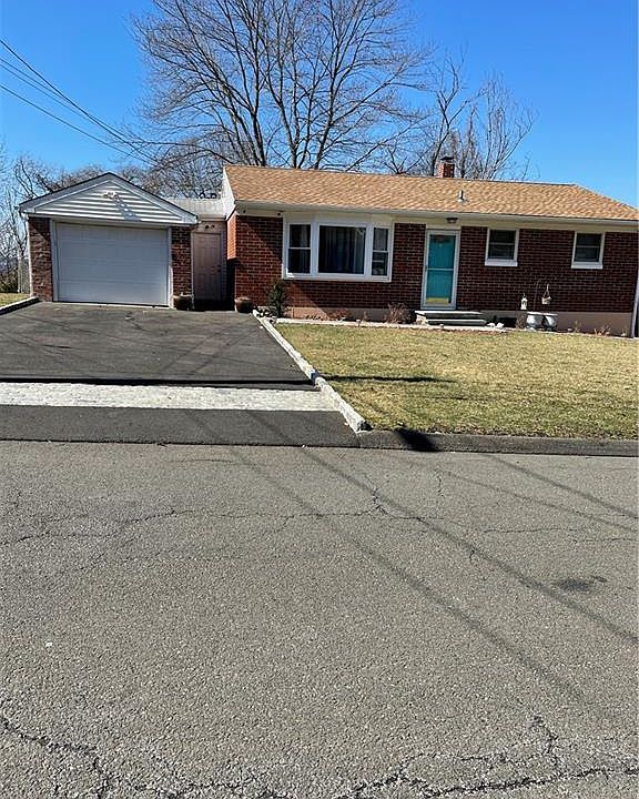 1st image of 34 Highland Ave