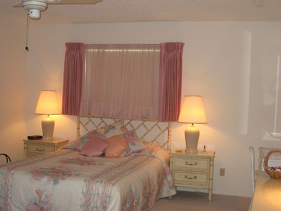 Large Bedroom