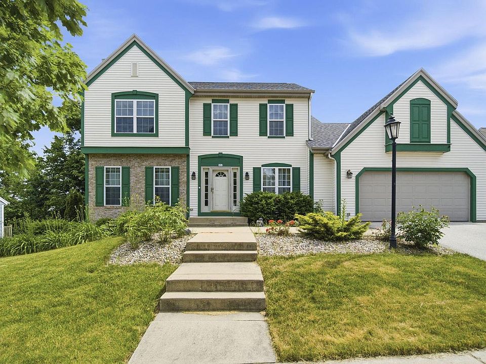 1st image of 951 River Park DRIVE