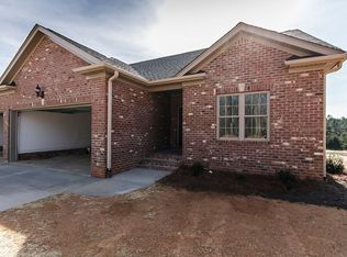 919 Arrowhead Ln, Mebane, NC 27302