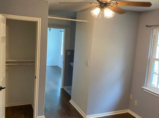 111 E Southland Ave, Alvin, TX 77511