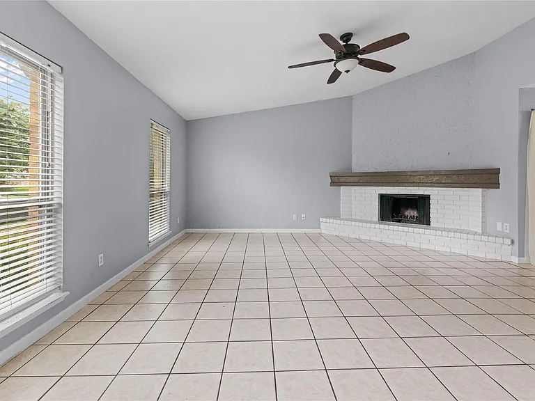 1105 Joshua Tree Dr — Photo 16