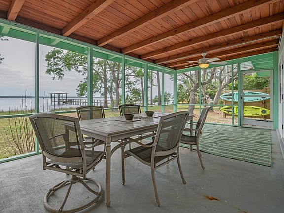 3rd image of 2669 Surf Rd