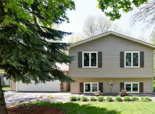 10537 Lancaster Ln N, Maple Grove, MN 55369