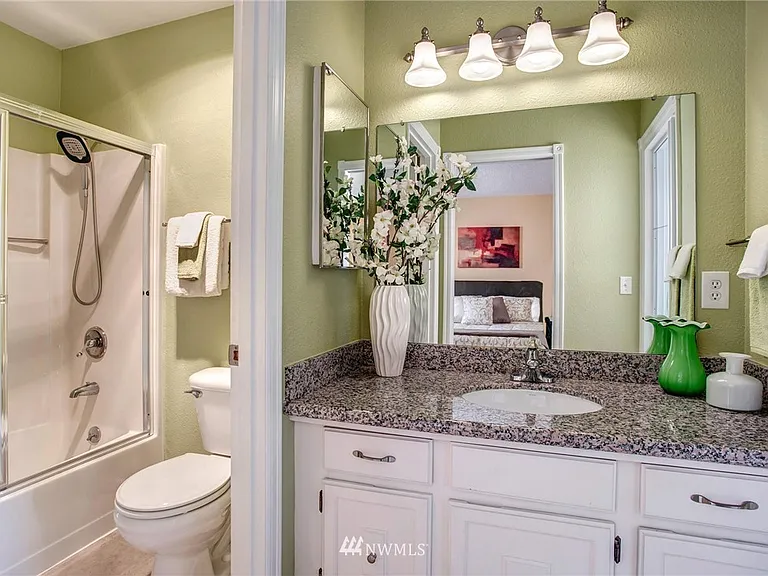 7459 Old Redmond Rd — Photo 16