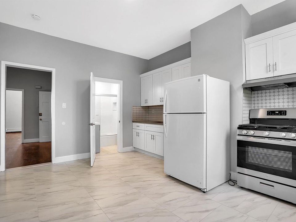 1st image of 403 Liberty Ave