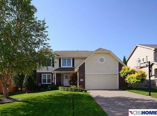 15205 Newport Ave, Omaha, NE 68116