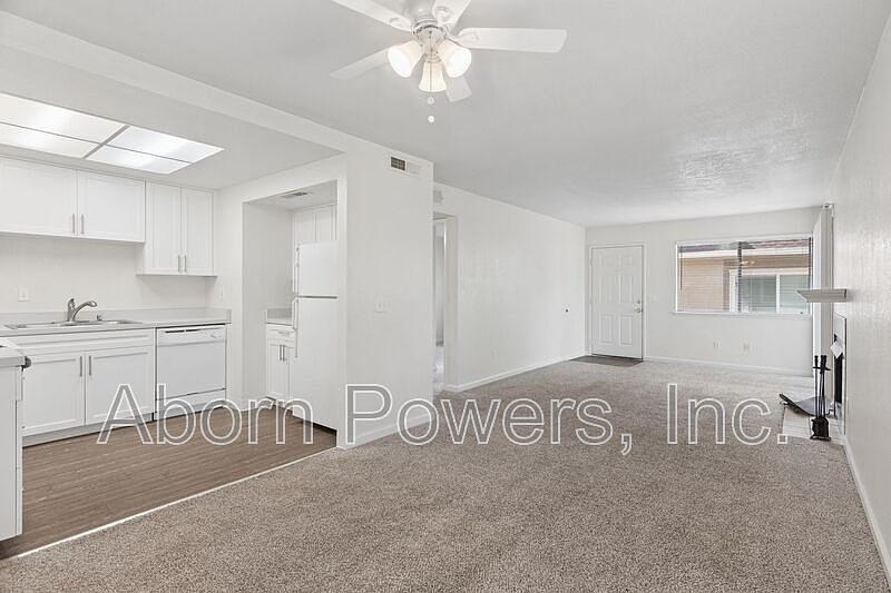 1st image of 2529 Greenwood Ln APT 16