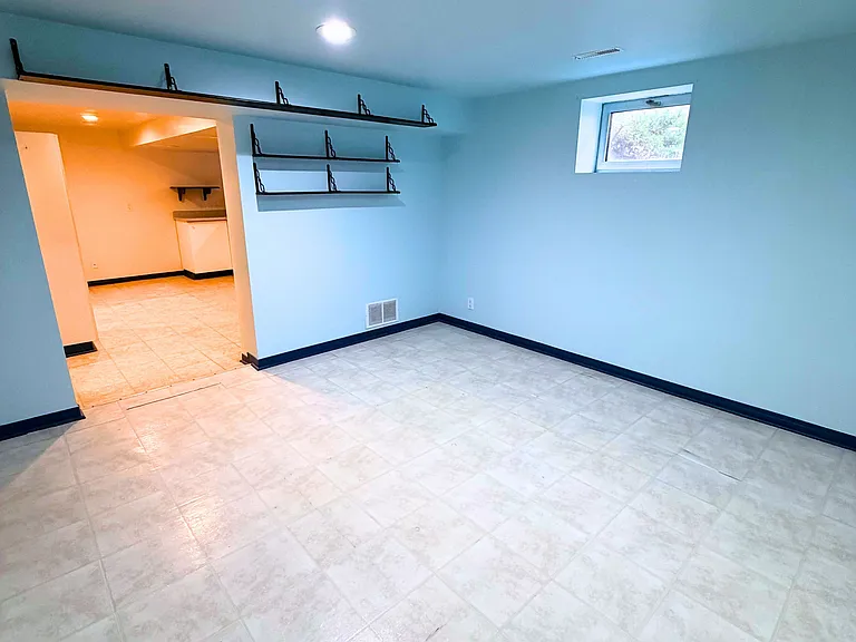 41 Bainbridge Ave #BASEMENT — Photo 6