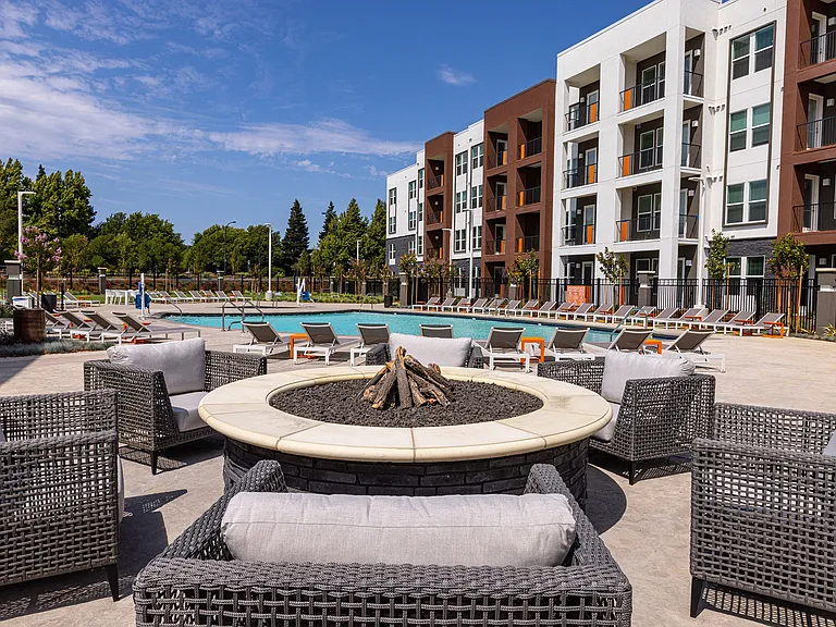Nova at Green Valley Apartments — Photo 24
