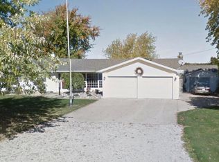 1172 W Walker Rd, Saint Johns, MI 48879