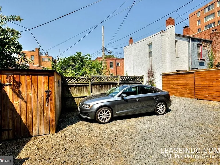 2503 I St NW — Photo 23