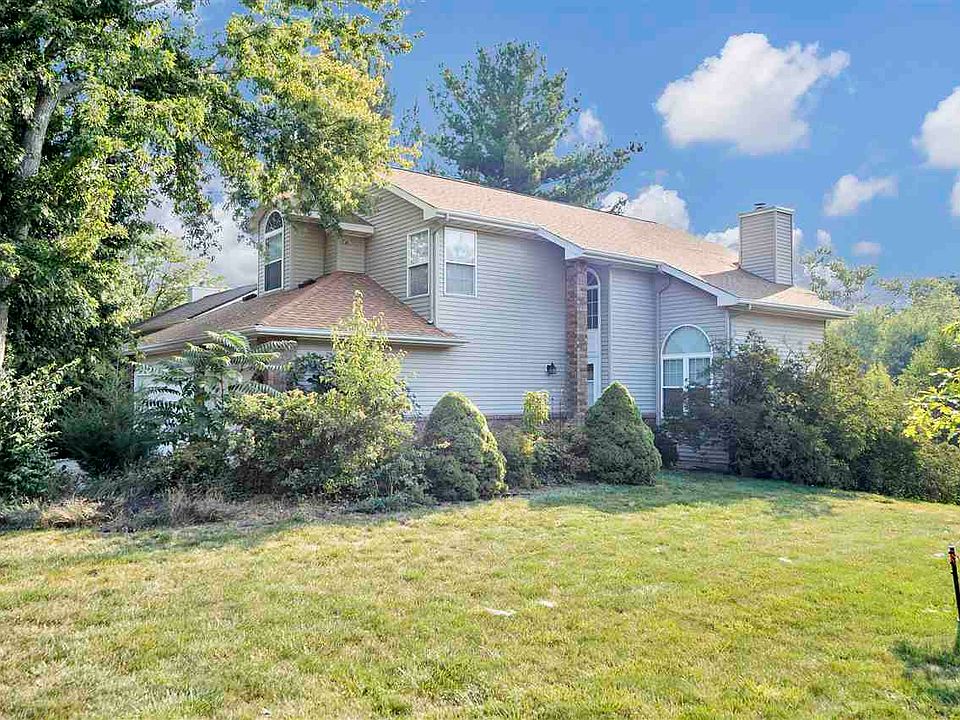 1501 Oak Lake Park Rd, Coralville, IA 52241 Zillow