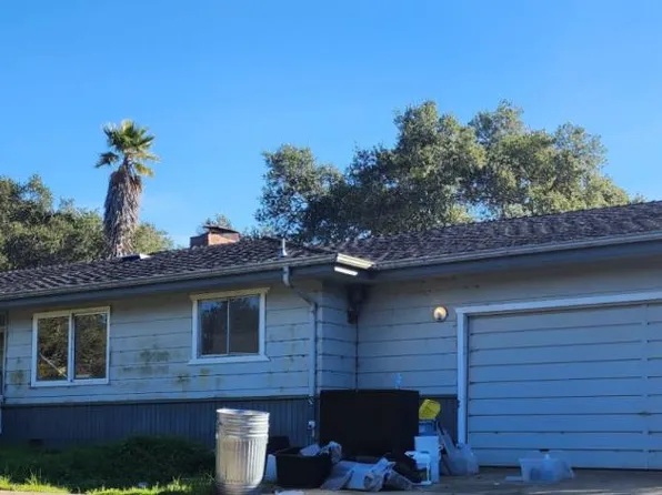 19444 Mallory Canyon Rd, Salinas, CA 93907