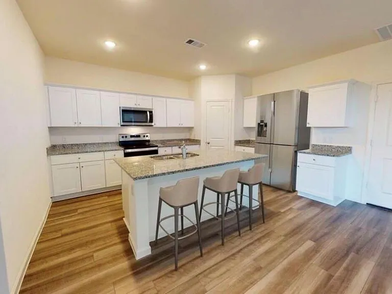 15043 Ronan Dr — Photo 14