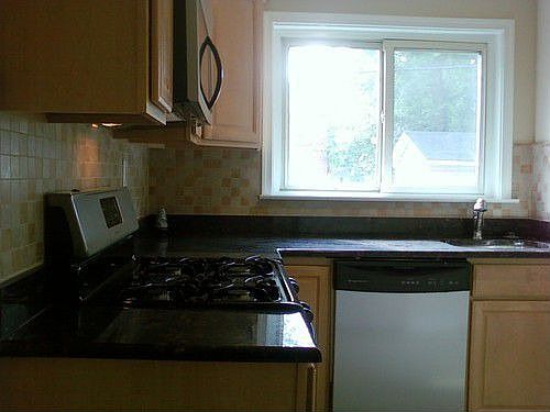 3rd image of 6004 N Kings Hwy