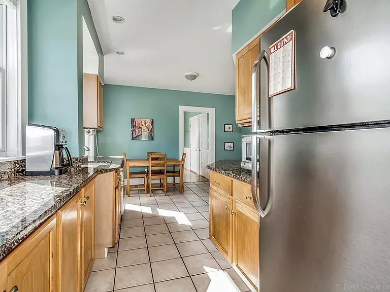 105 Adams St — Photo 8