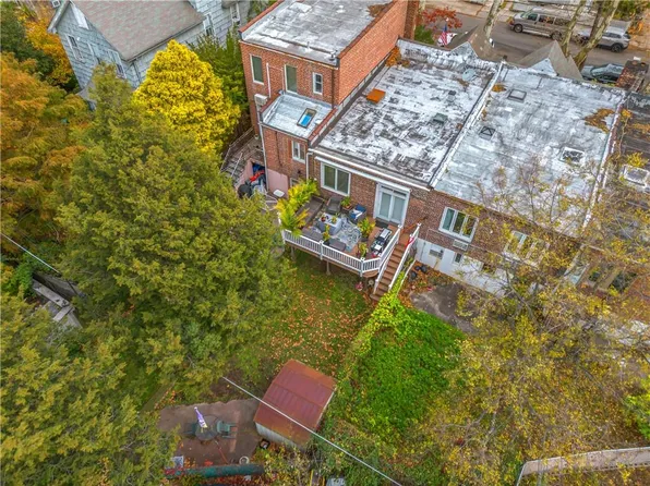 2724 East 27th Street image 27 of 34