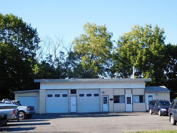 2nd image of 245 Conklin Ave