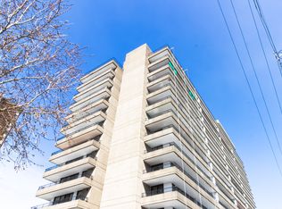 370 Dominion Ave #1104, Ottawa, ON K2A3X4