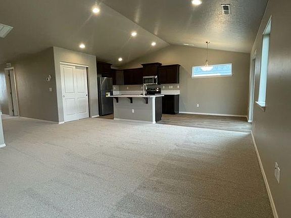 5th image of 11405 Catalina Ave