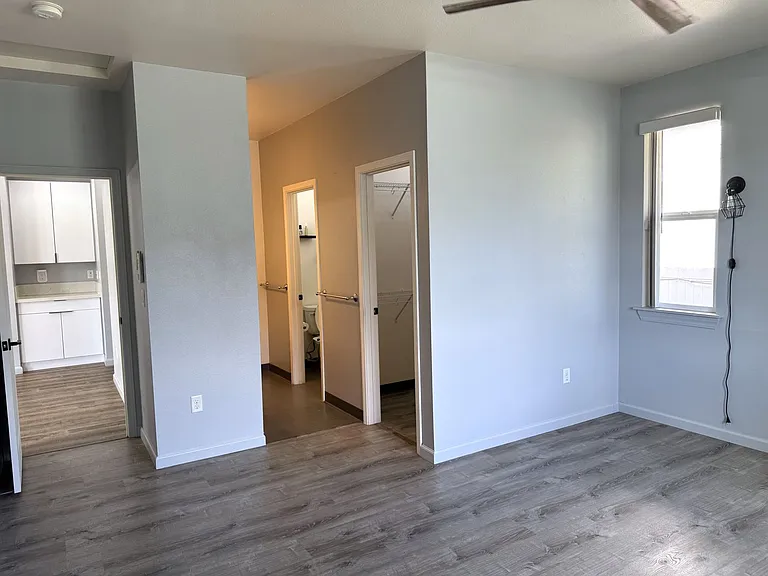 1101 Kukulu St #57 — Photo 9