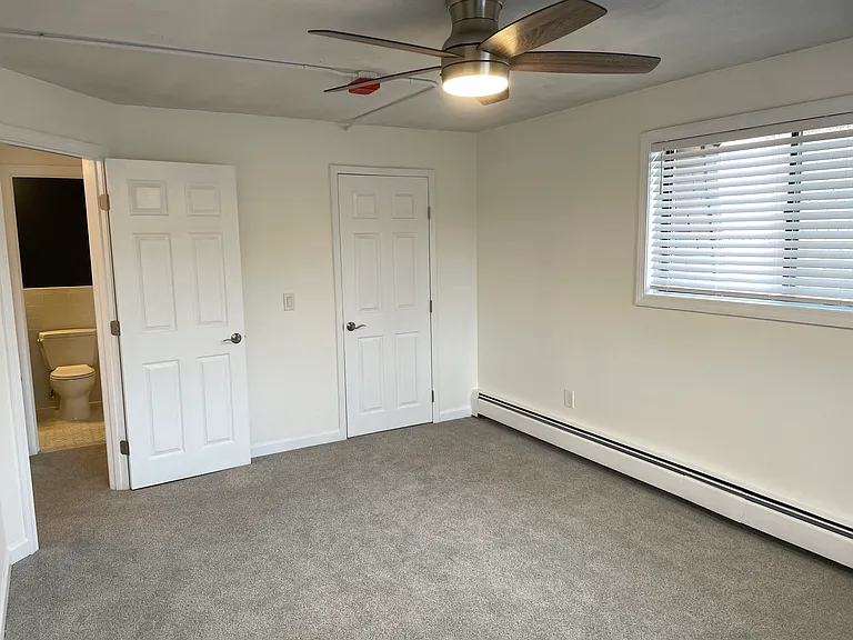 989 Atwood Ave — Photo 12