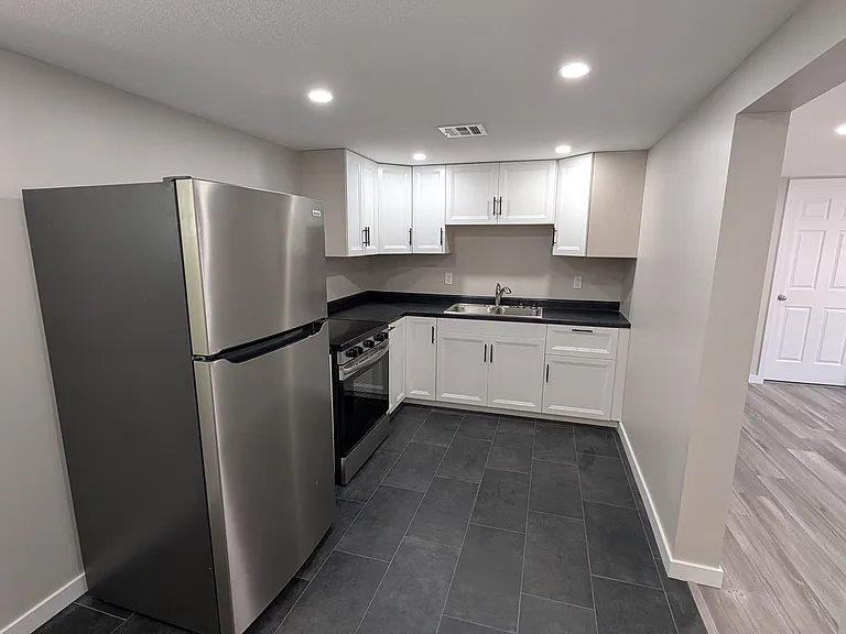 2220 W 13th St N #2 — Photo 4