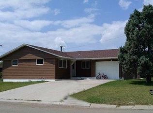10 Heather Ln, Glasgow, MT 59230