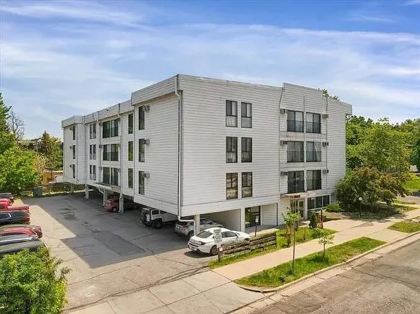 925 30th Ave S APT 206, Minneapolis, MN 55406