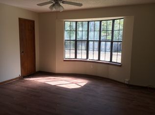 1924 Hobbiton Rd, Baton rouge, LA 70810