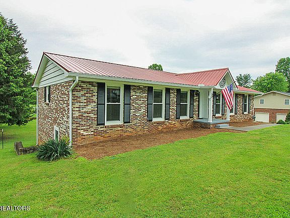 2nd image of 2214 Belmont Dr