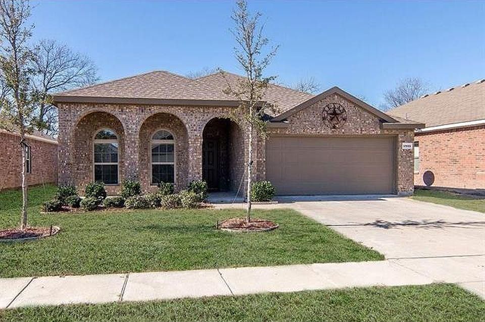 1st image of 1826 Fairbanks Dr