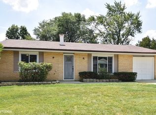 1075 Cobble Hill Ct, Hoffman Estates, IL 60169