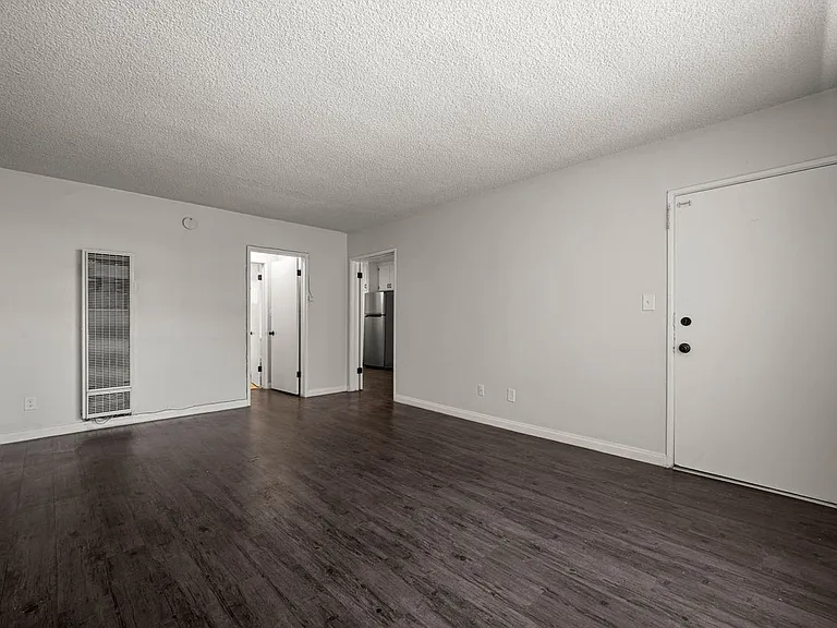 3868 S Potomac Ave #7 — Photo 12