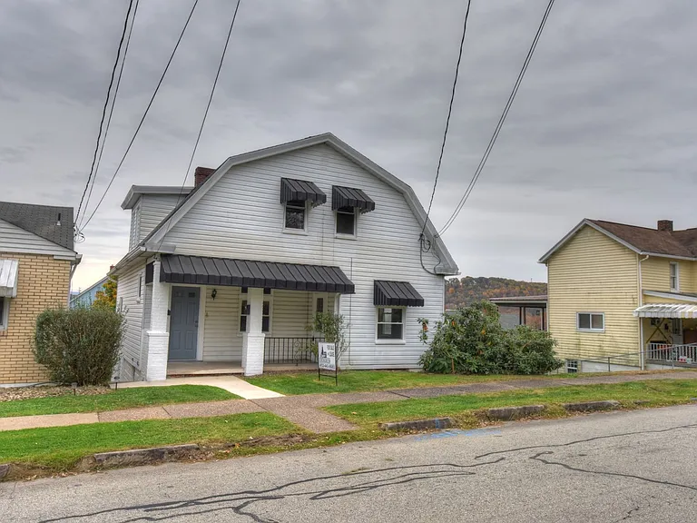 208 S 5th St — Photo 21