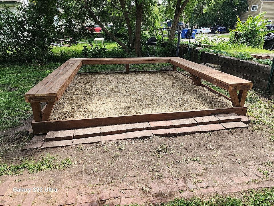 Outdoor Entertainment Space
